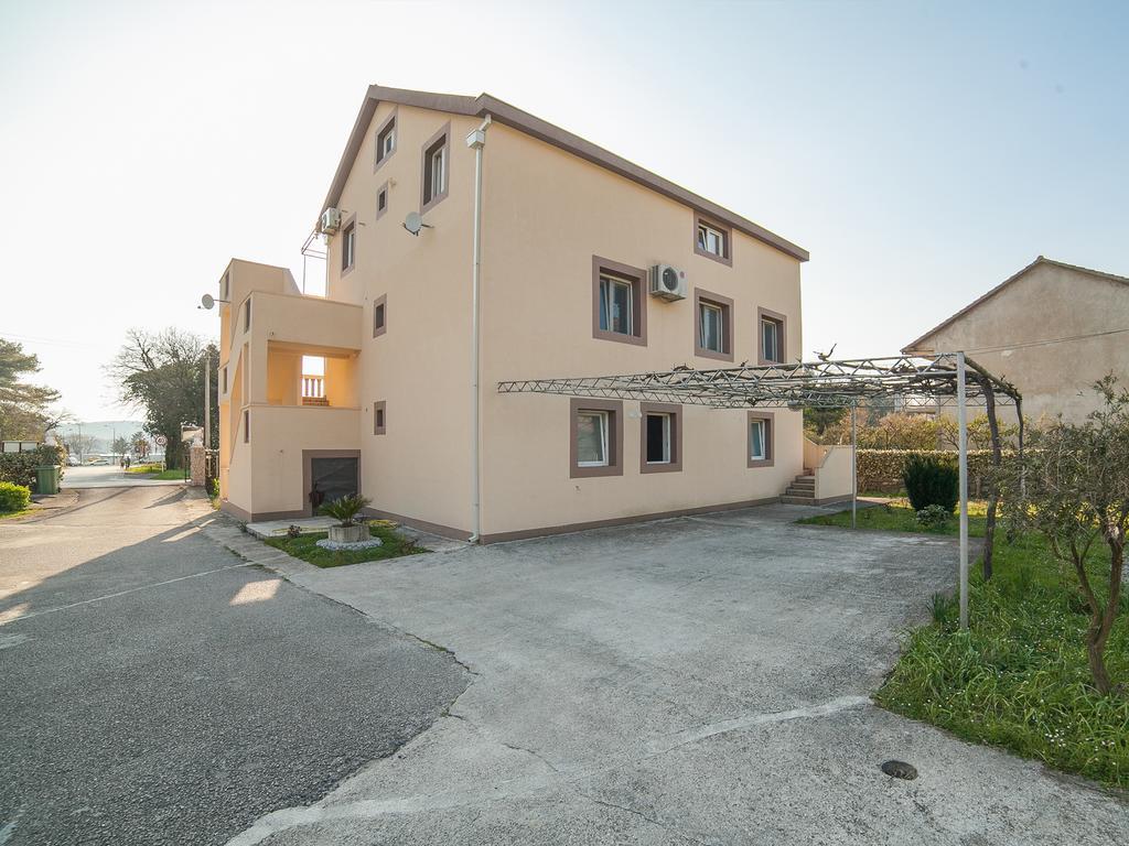 Apartments Ivo Bozinovic Teodo Esterno foto